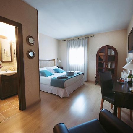 Hostal Rural Moratin Пастрана Экстерьер фото