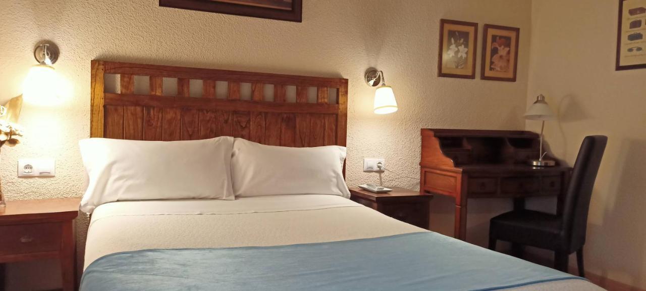 Hostal Rural Moratin Пастрана Экстерьер фото