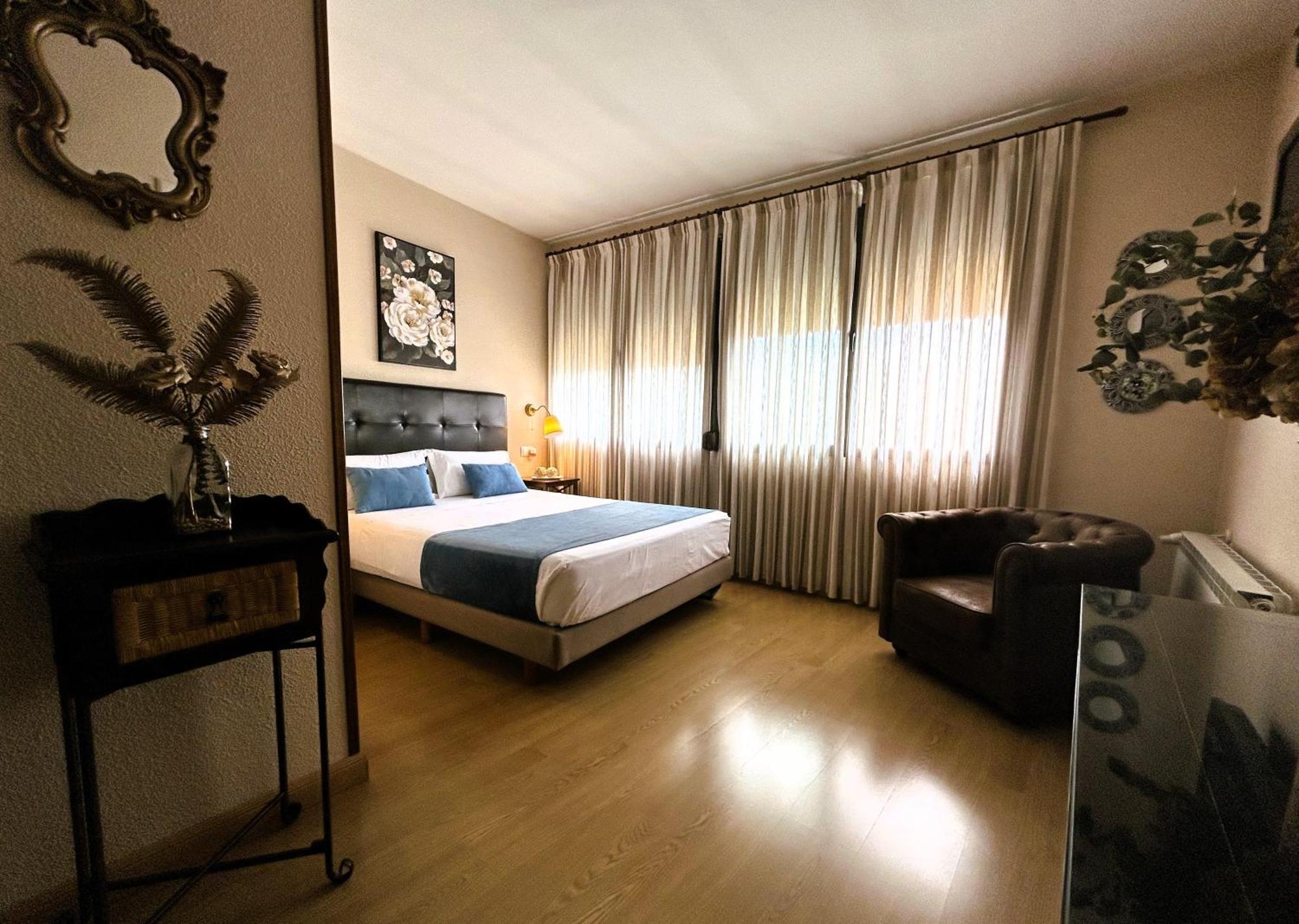 Hostal Rural Moratin Пастрана Экстерьер фото